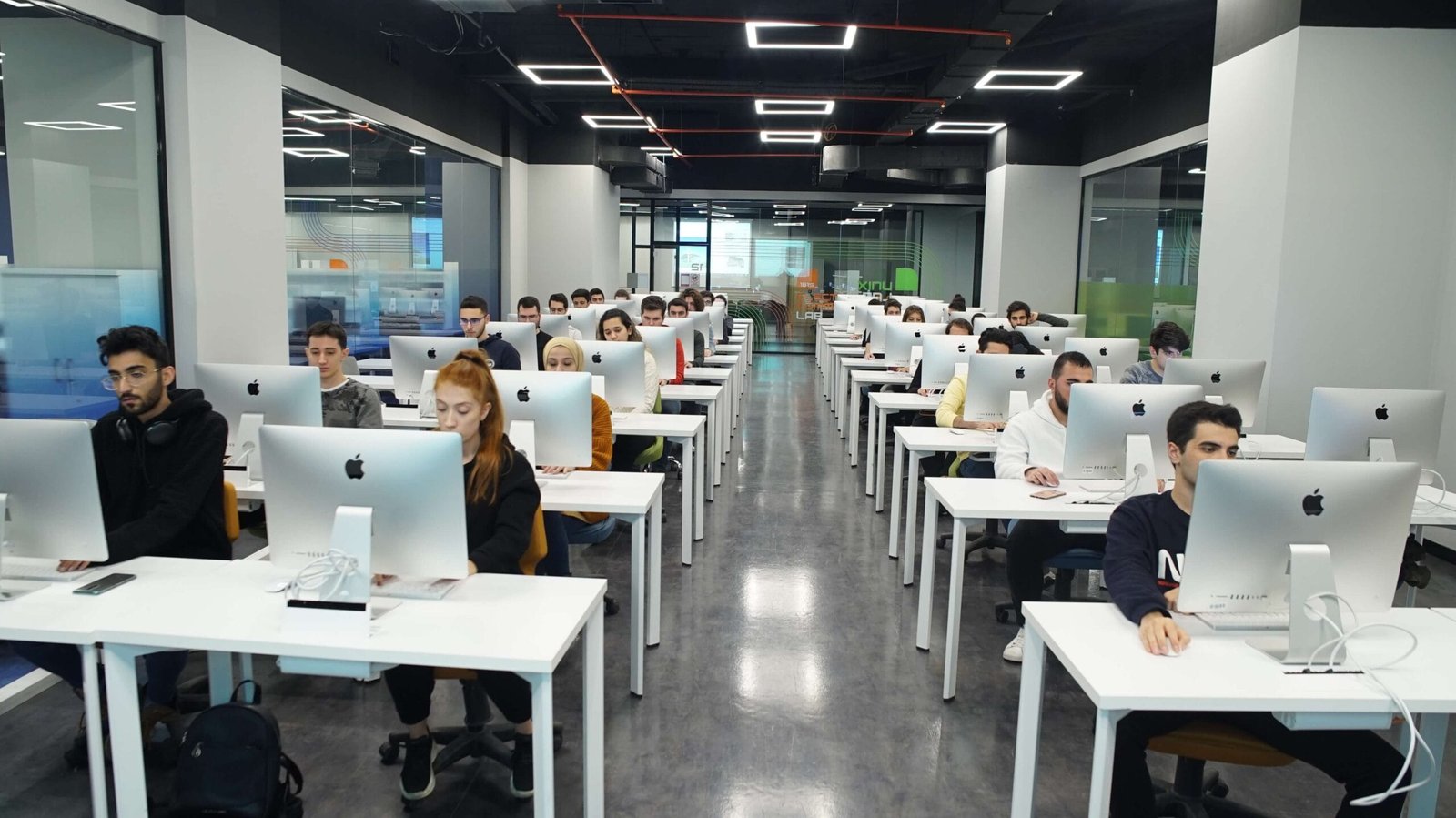 جامعة إستينيا إسطنبول