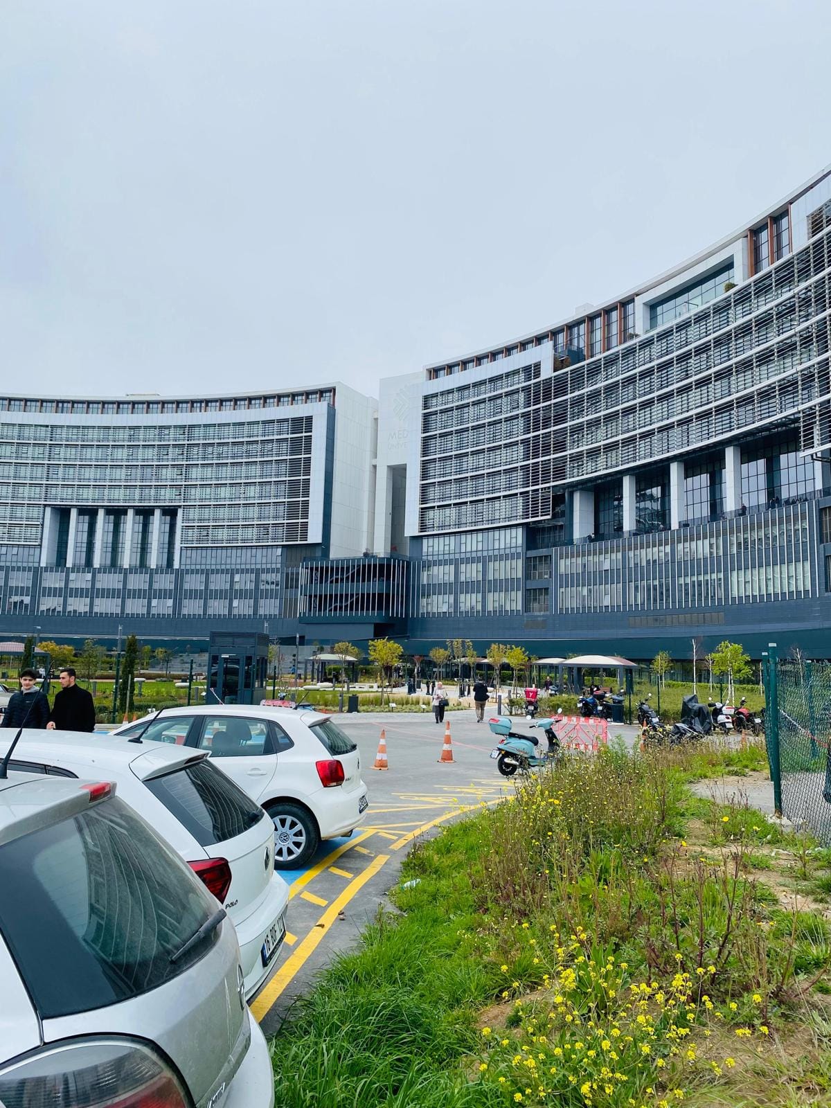 جامعة إسطنبول ميديبول