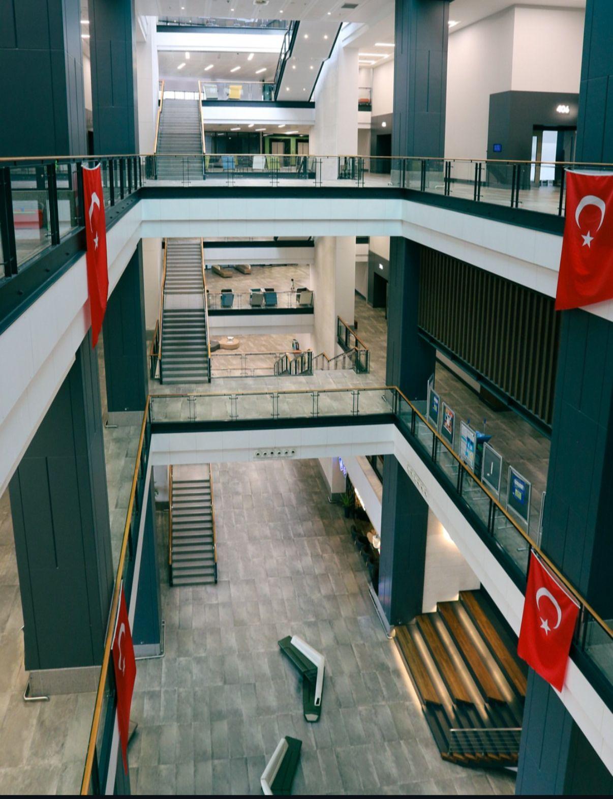 جامعة إسطنبول ميديبول